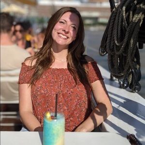 Meet your Posher, Emily